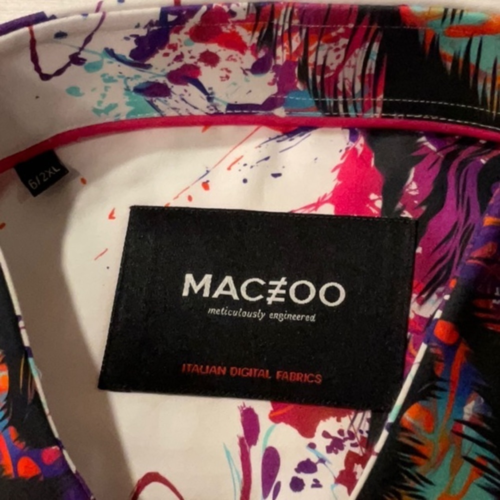 Men's Multicolor Graphic Shirt. NWT. 2XL. Italian Digital Fabric. - Picture 7 of 12